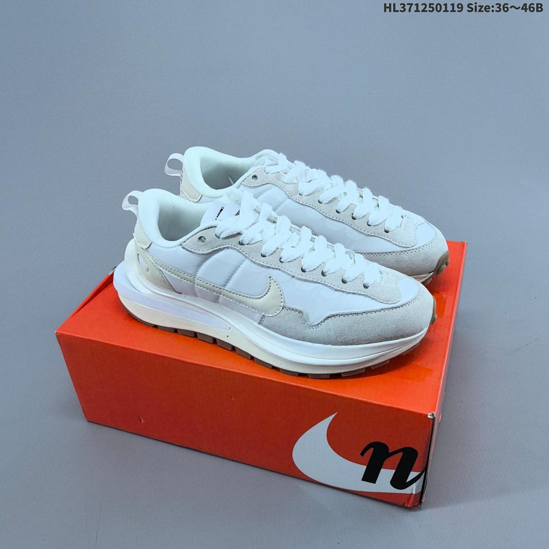 Sacai X NIKe vaporWaffle 3.0 Pegasus VaporFly - foto 3
