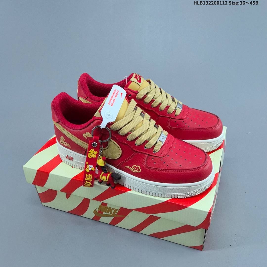 NIKE AIR FORCE 1‘07 LV8