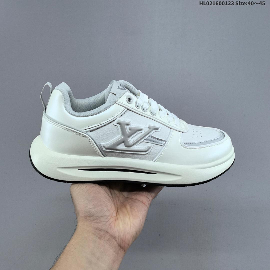 Louis Vuitton LV 3D Logo - foto 6