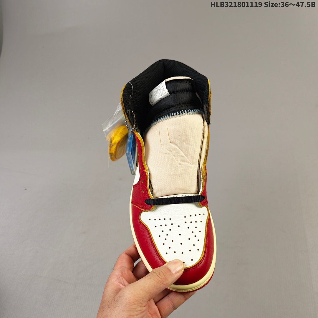 Nike Air Jordan 1 Retro High OG AJ1 · - foto 7
