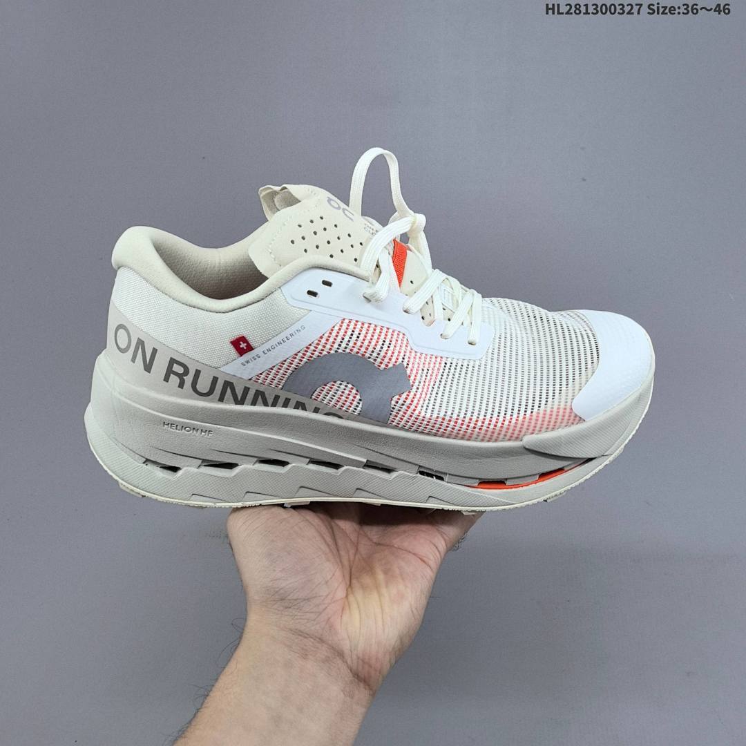 On Cloudultra 3 TPU Helion Superfo - foto 3