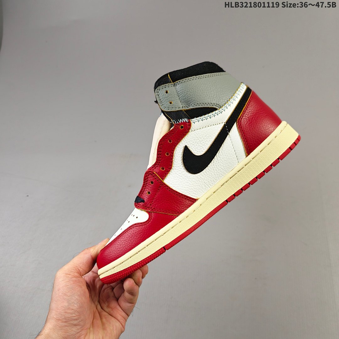 Nike Air Jordan 1 Retro High OG AJ1 · - foto 8