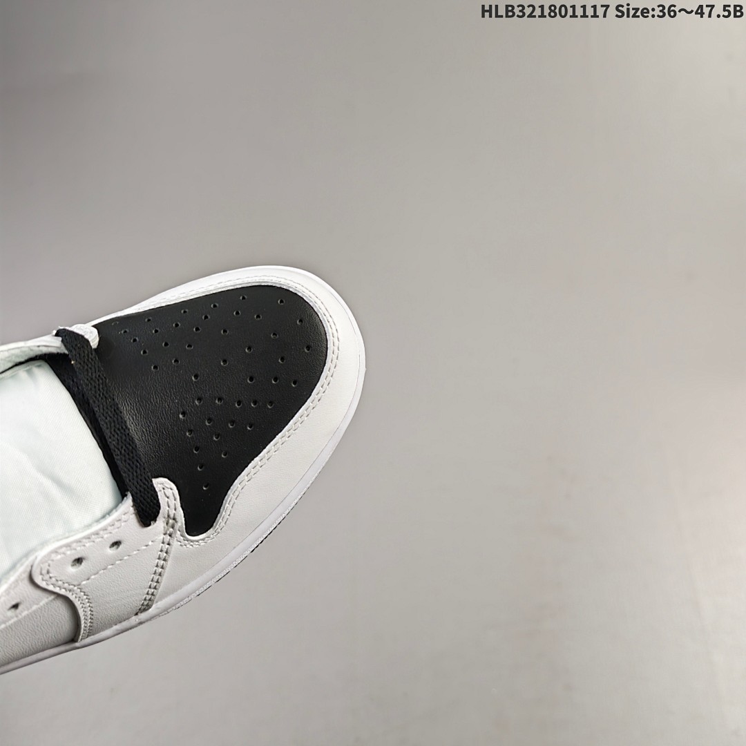 Nike Air Jordan 1 Retro High OG AJ1 · - foto 4