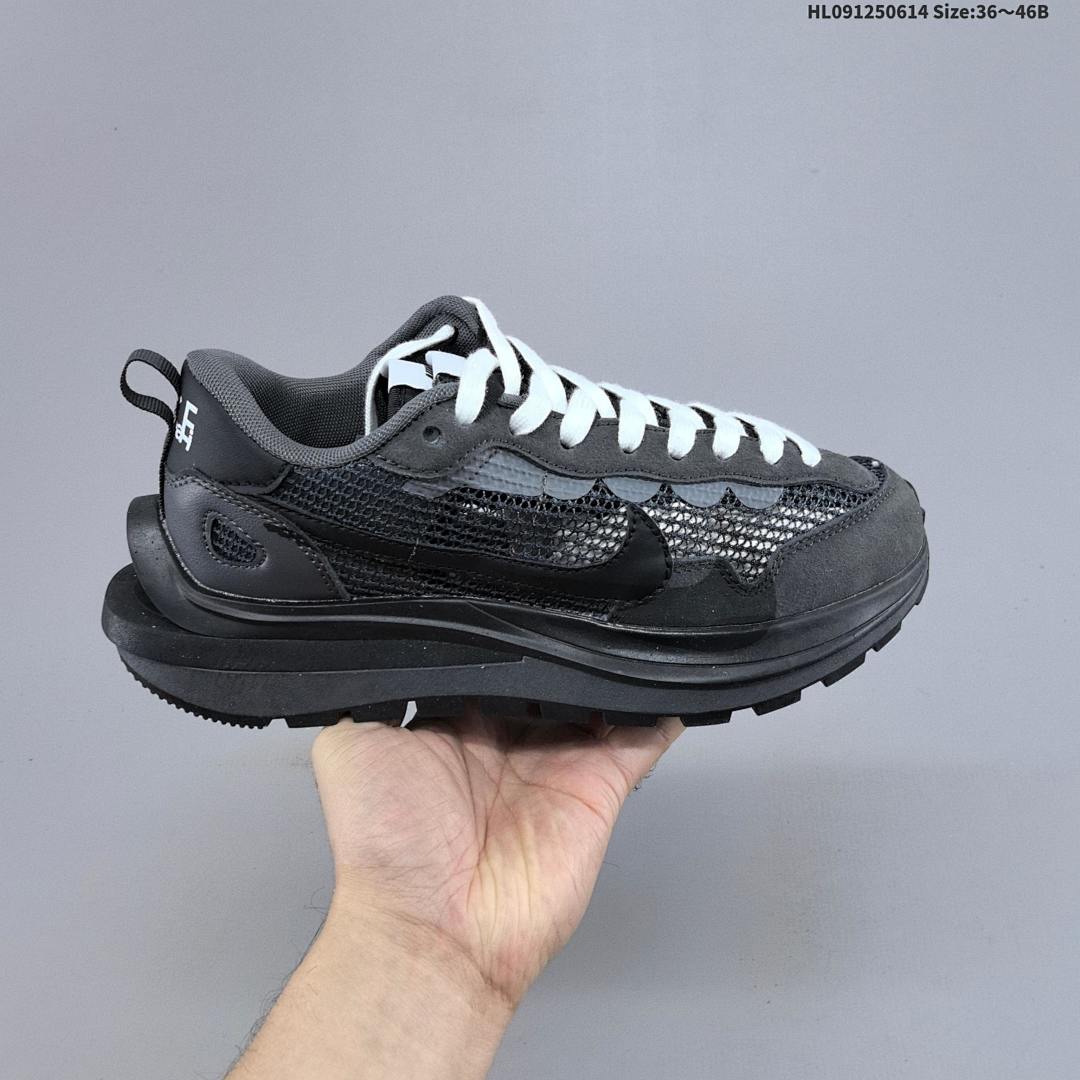 Sacai X NIKe vaporWaffle 3.0 Pegasus VaporFly - foto 2