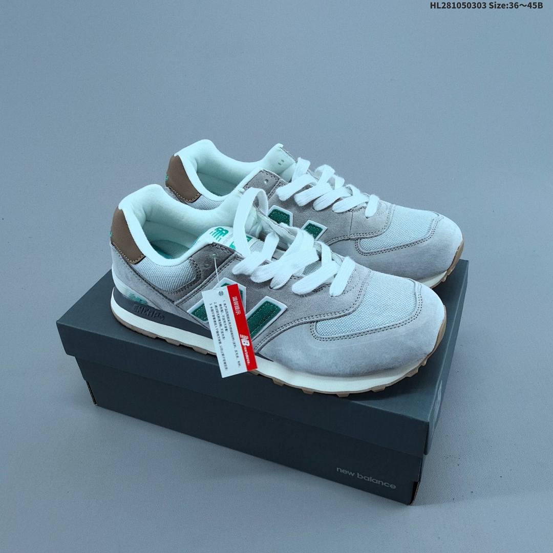 New Balance 574 .