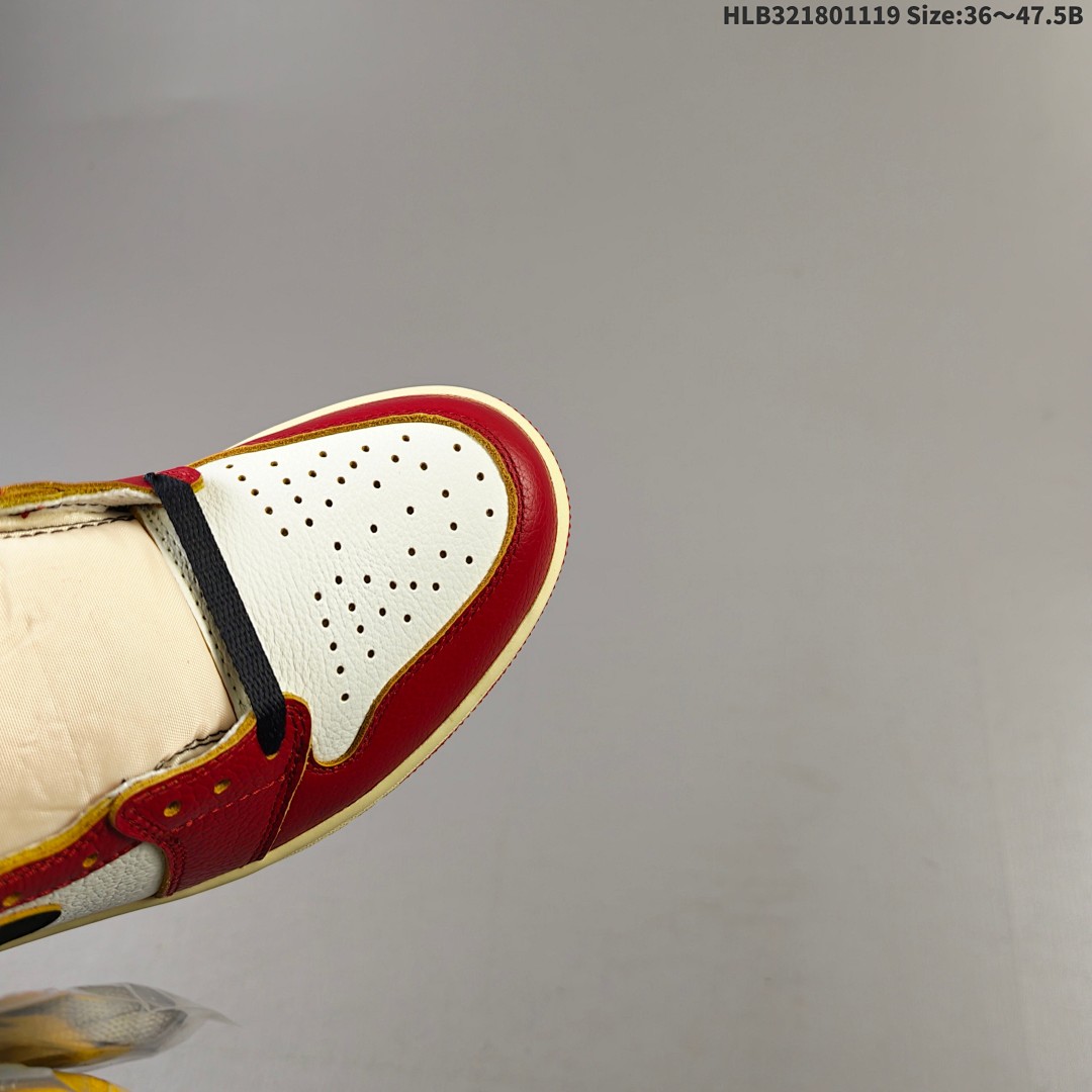 Nike Air Jordan 1 Retro High OG AJ1 · - foto 4