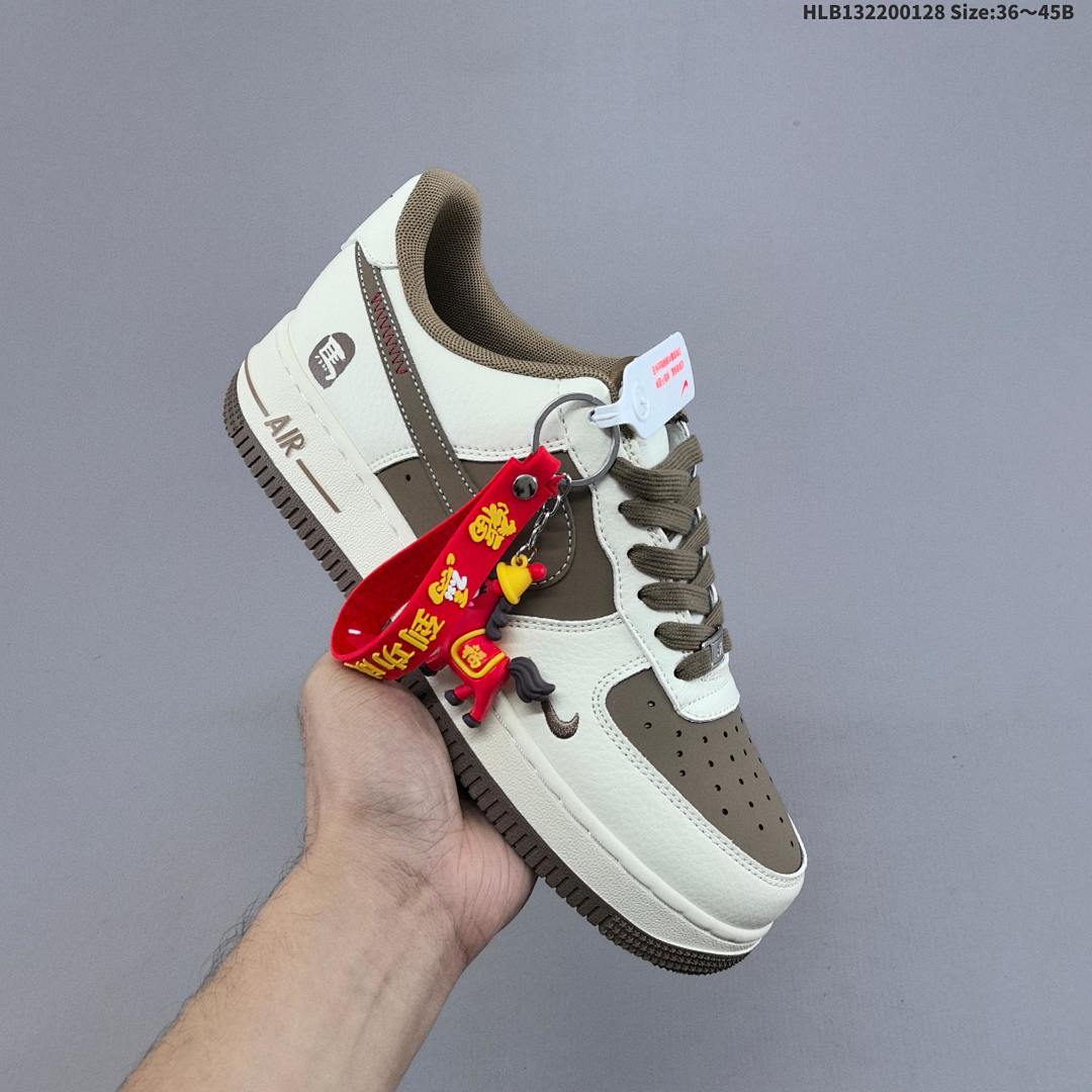 NIKE AIR FORCE 1‘07 LV8 - foto 5