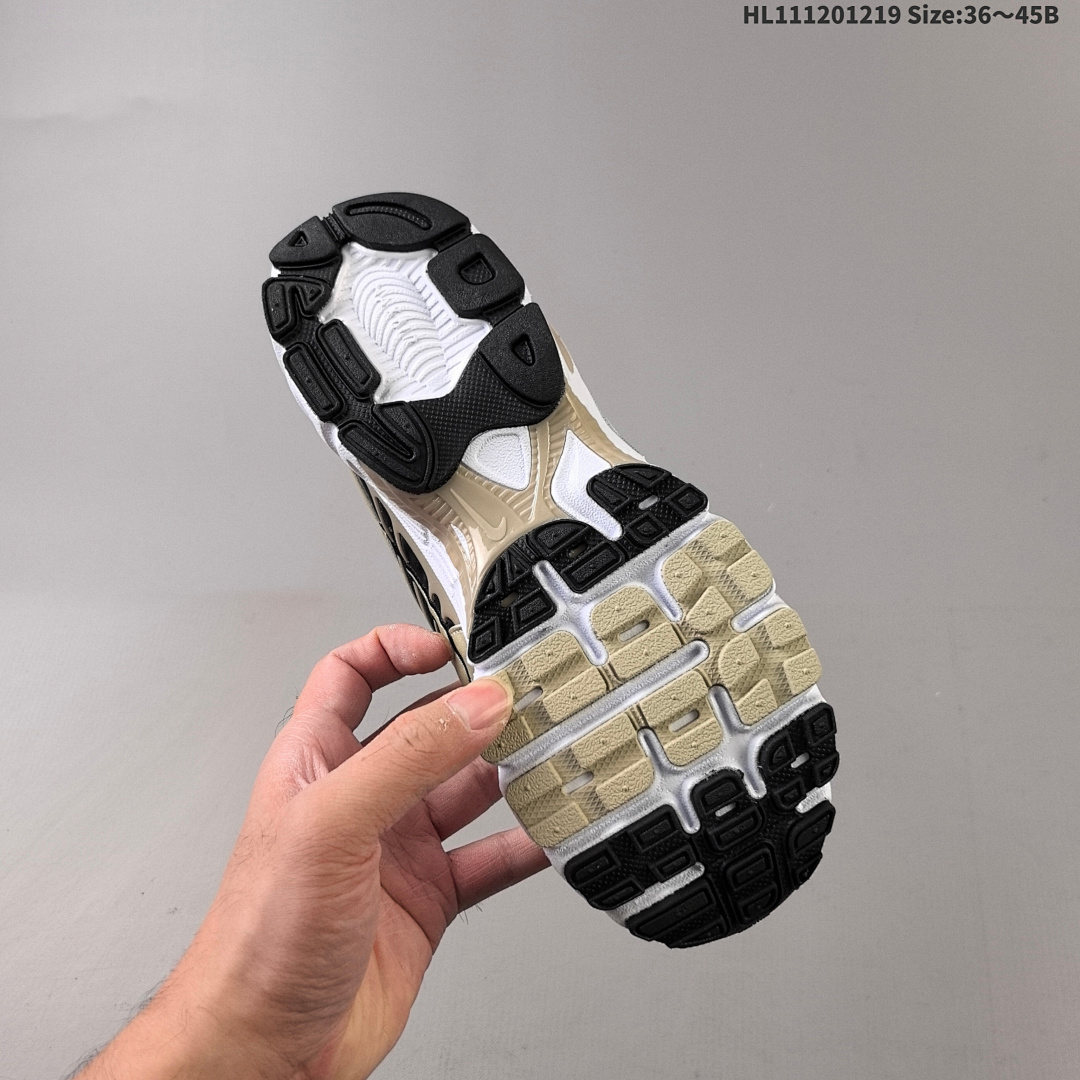 Nike Air Max Moto 2K -208 4 - foto 4