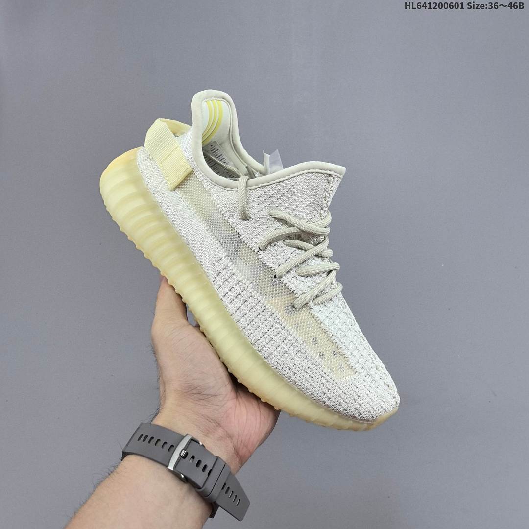 Adidas Yeezy Boost 350V2 3 - foto 3