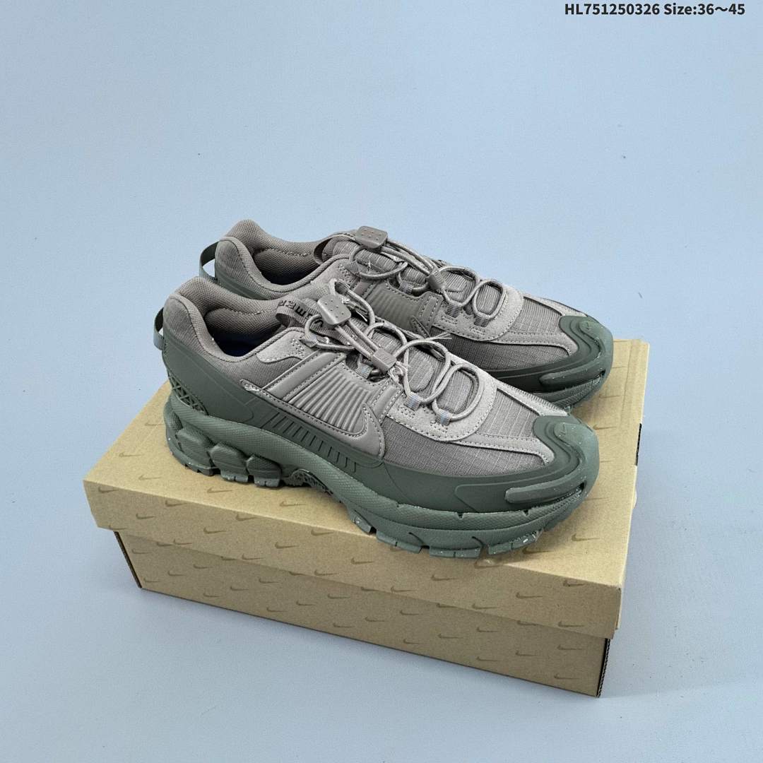 Nike Zoom Vomero Roam TPU EVA - foto 4