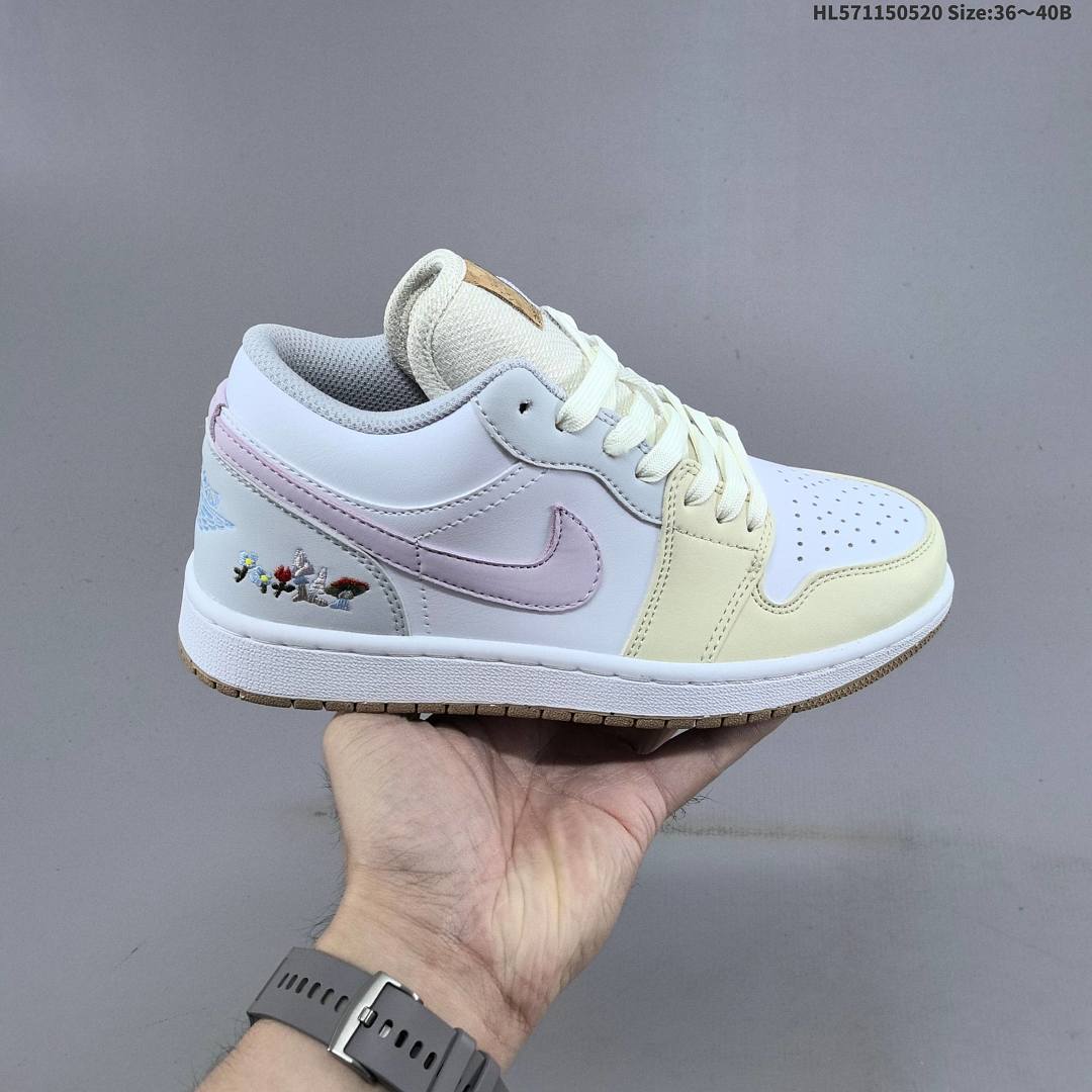 Nike Air Jordan 1 Low AJ1 -151 ID - foto 2