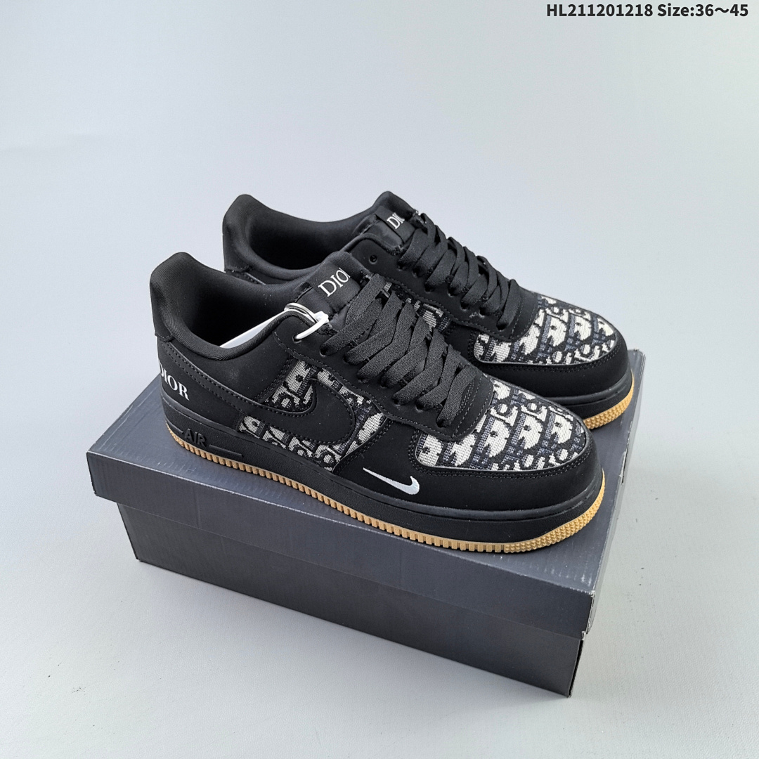 Nike Air Force 1“07LX Force