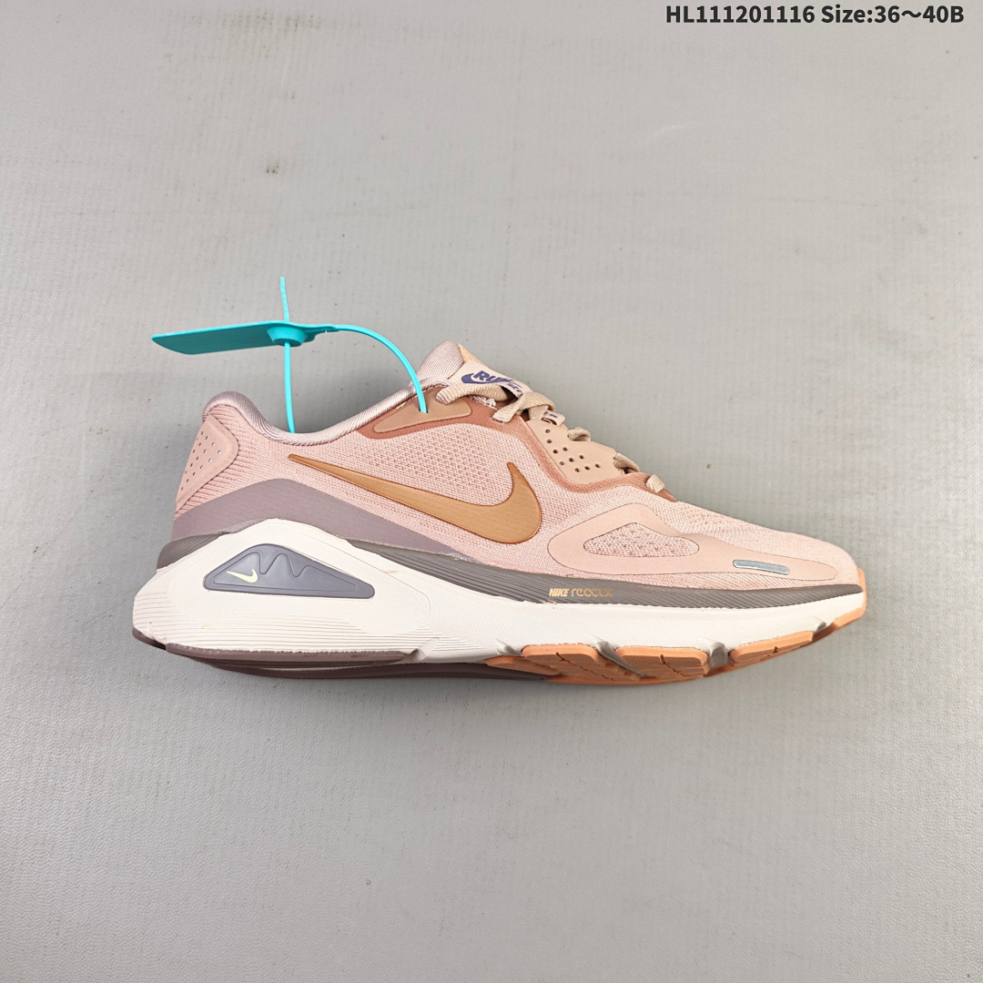 Nike Air Zoom Structure 26 -600 ID Size 40B