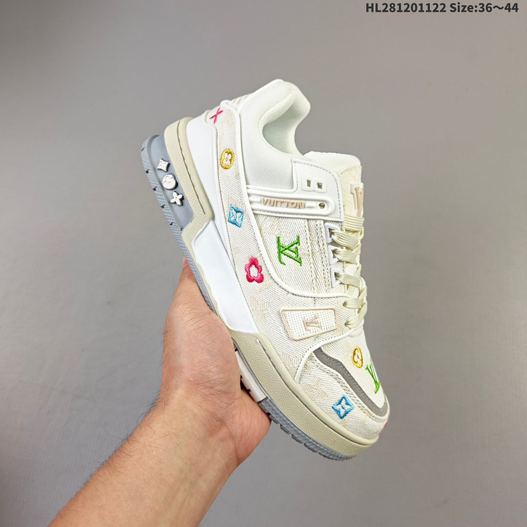Louis Vuitton Trainer Sneaker Low LV ID HL281201122 Size 44 - foto 9