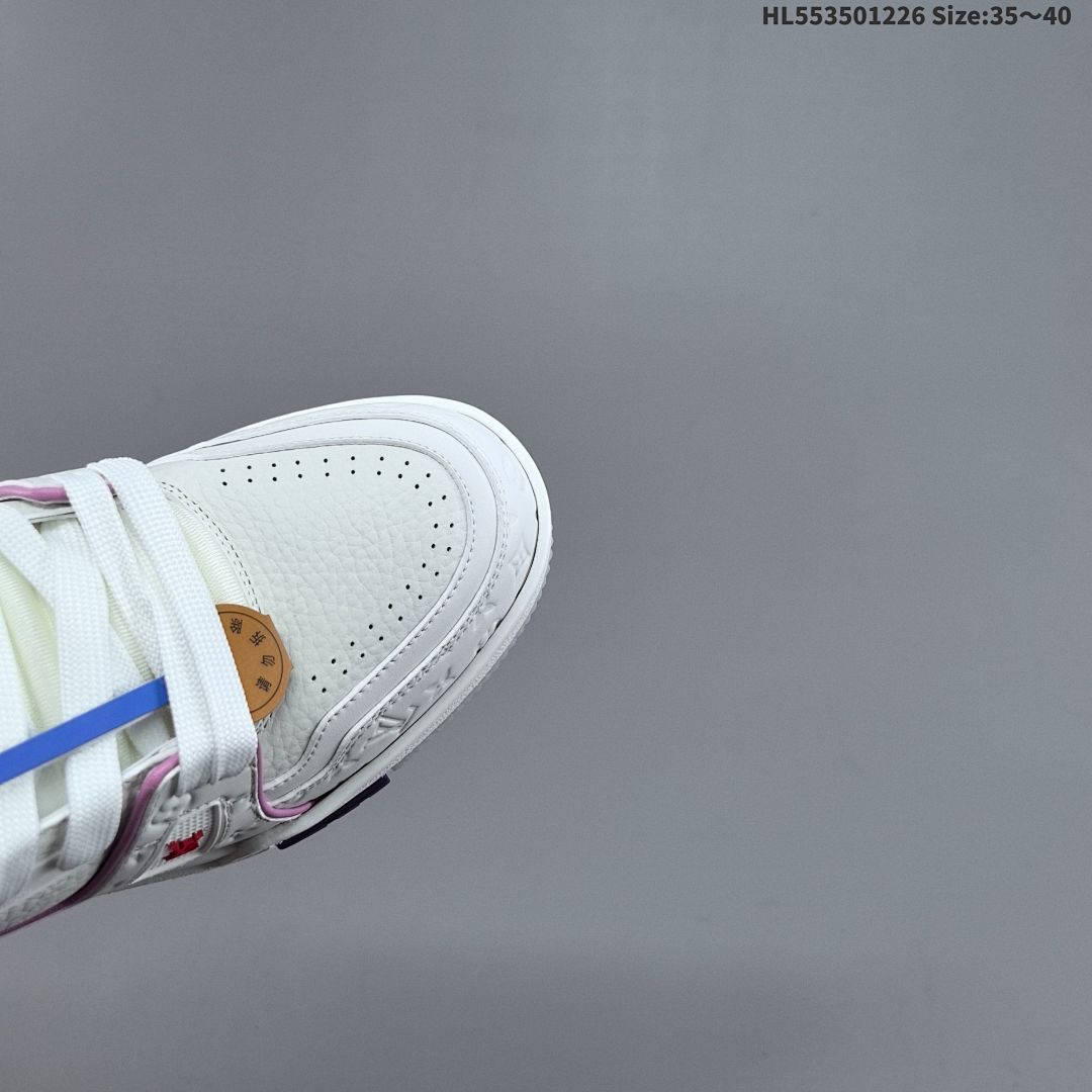 LV ARCH LIGHT SNEAKER 3D - foto 3