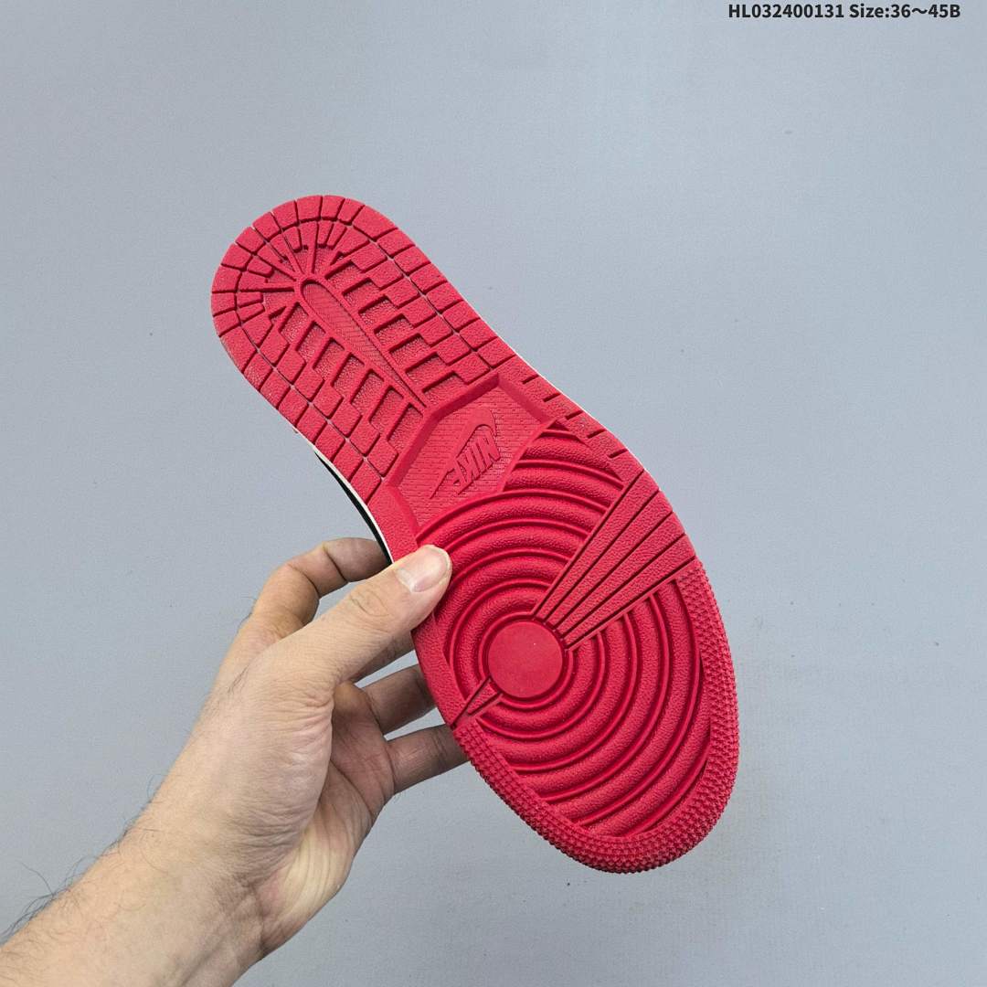 Nike Air Jordan 1 x Travis Scott AJ1 ‘DIY’ - foto 4