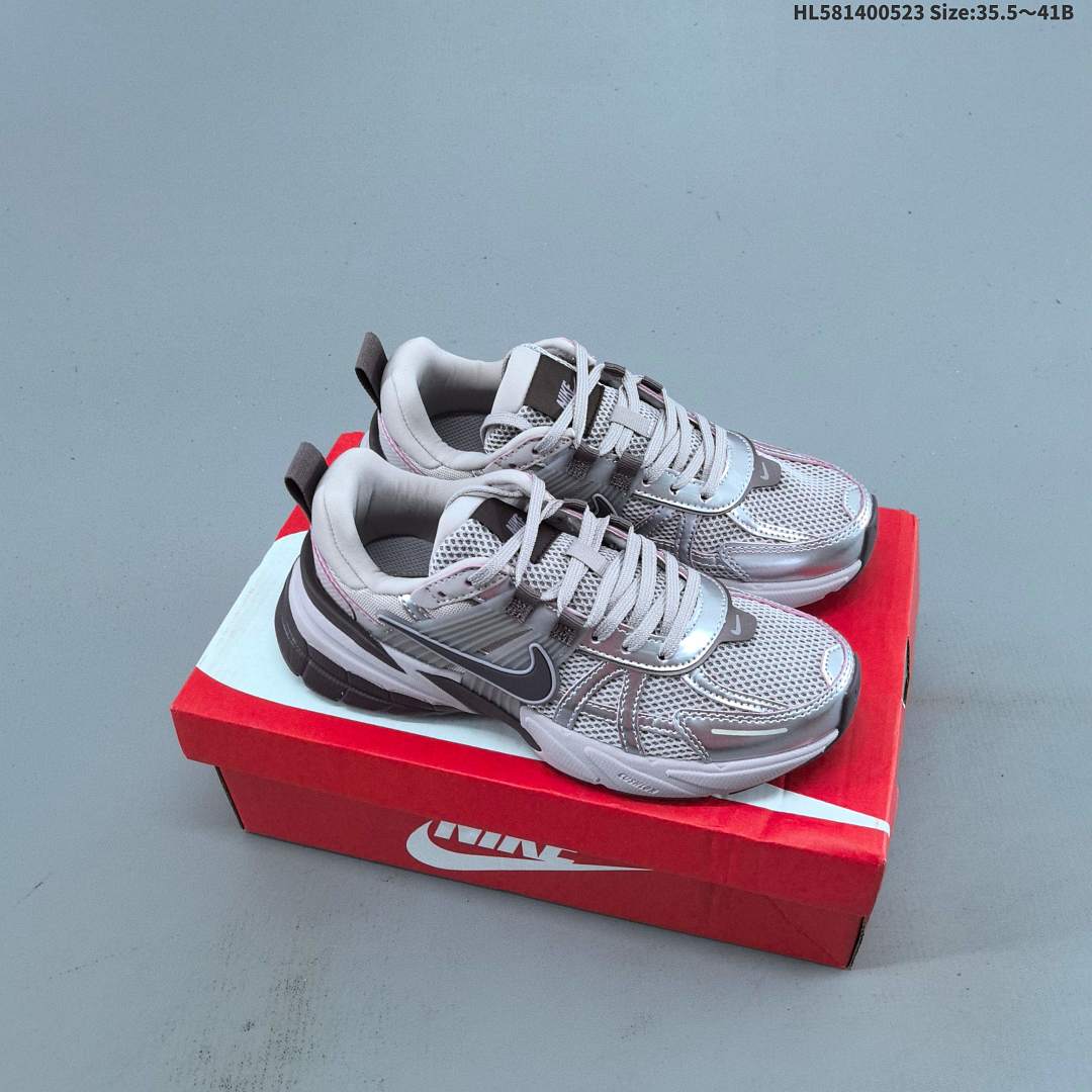 Nike V2K Run Runtekk 2000