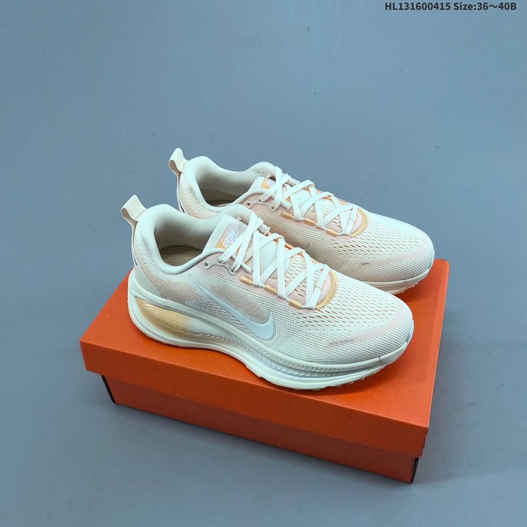 Nike VOMERO 18 ReactX Air Zoom - foto 11