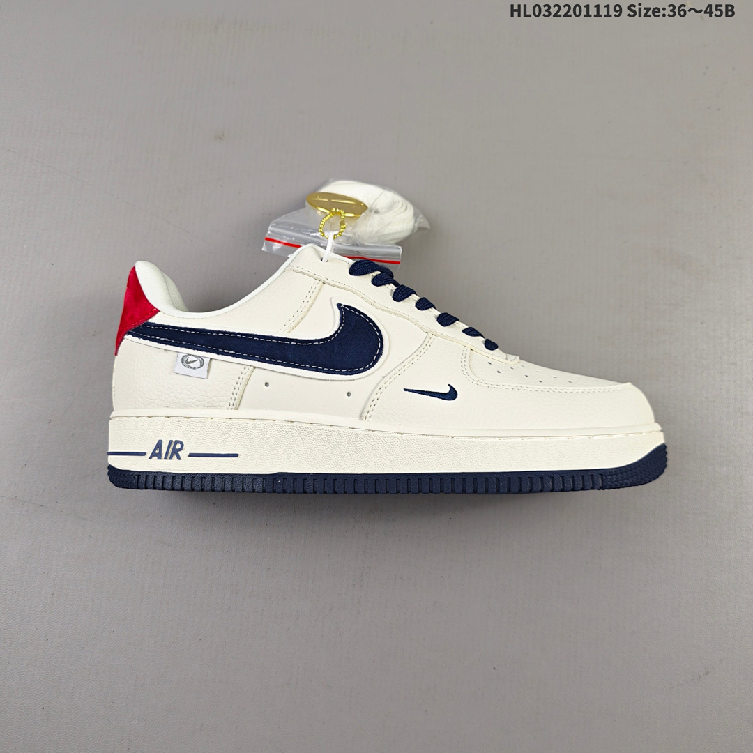 NIKE AIR FORCE 1‘07 -326 Siz