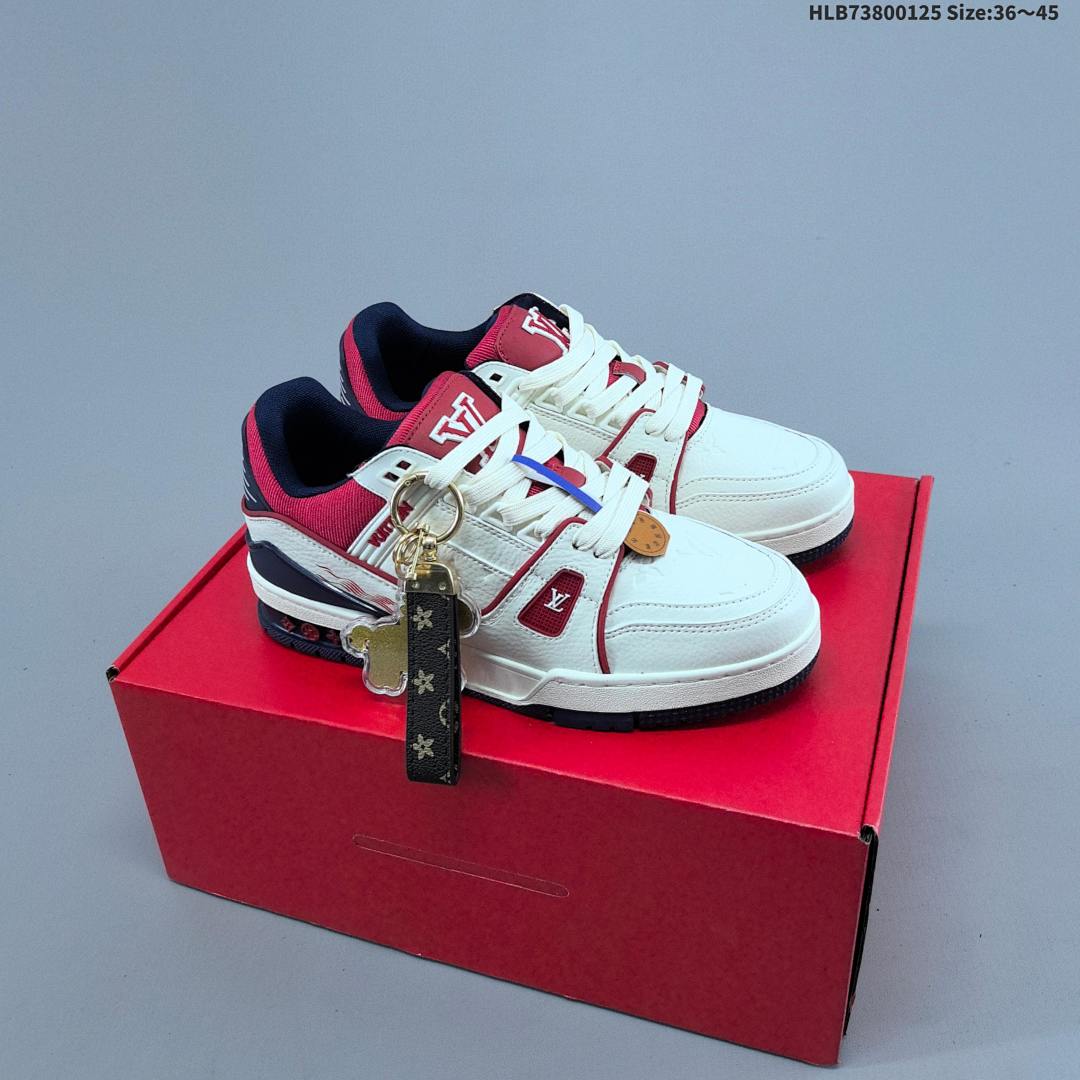 LOUIS VUITTON Trainer Maxi LV