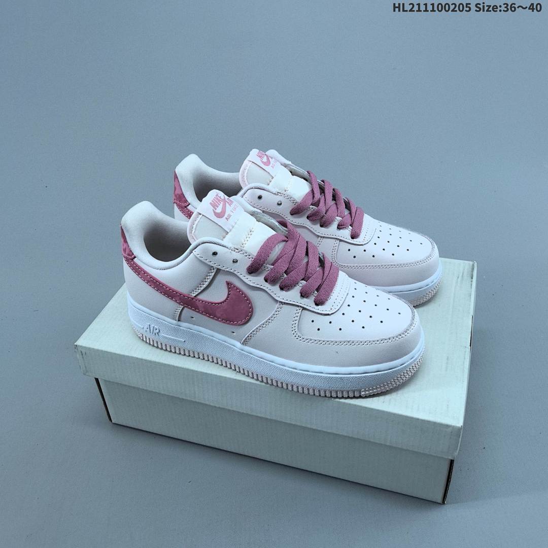 Nike Air Force 1’07 LX Force