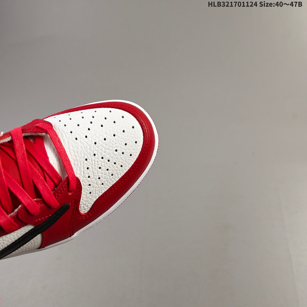 Nike Air Jordan 1 x Travis Scott AJ1 - foto 4