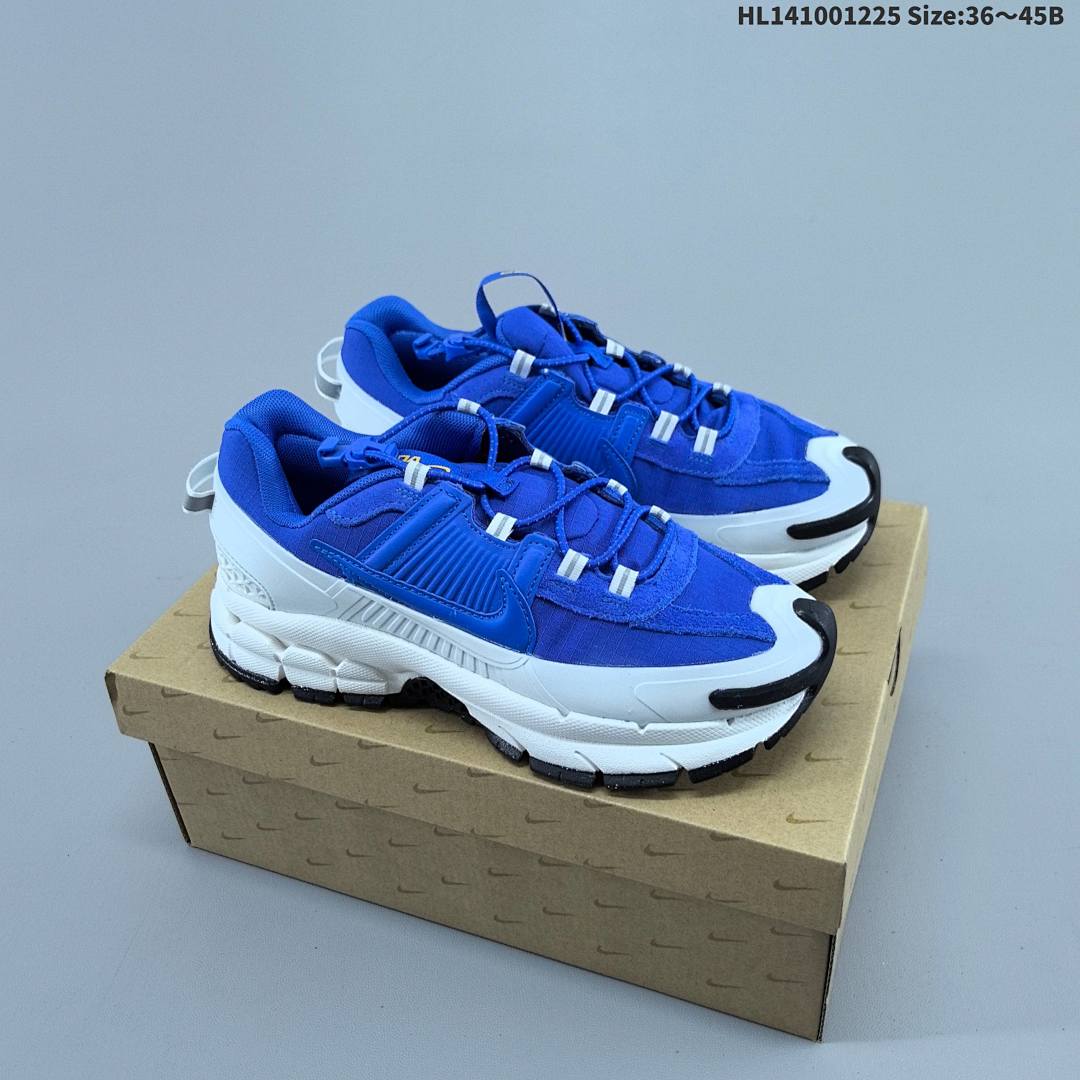 Nike Zoom Vomero Roam -400