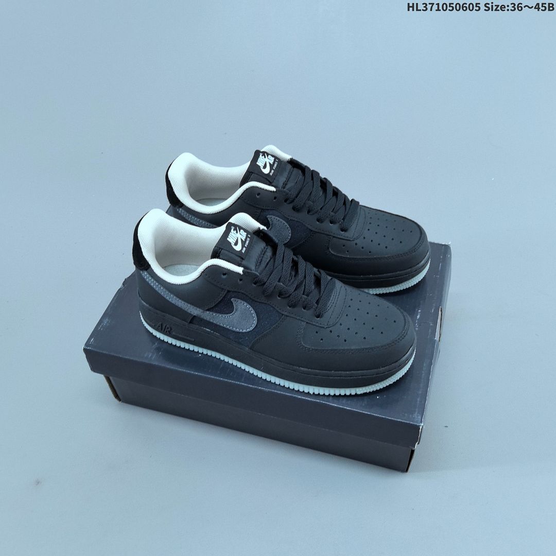 Nike Air Force 1“07 Fo