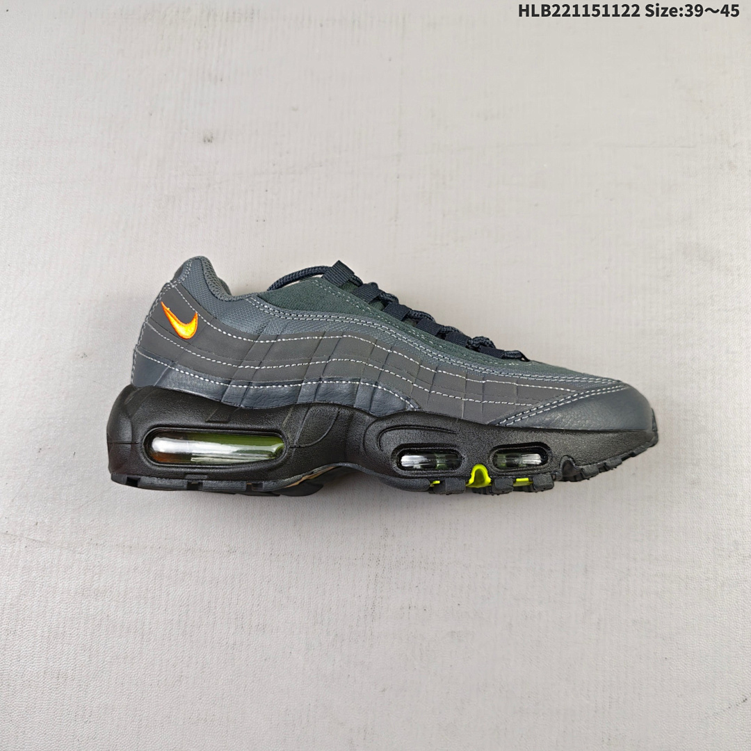 CDG x NIKE Air Max 95 Air Max 95 · Nike Air Max 95