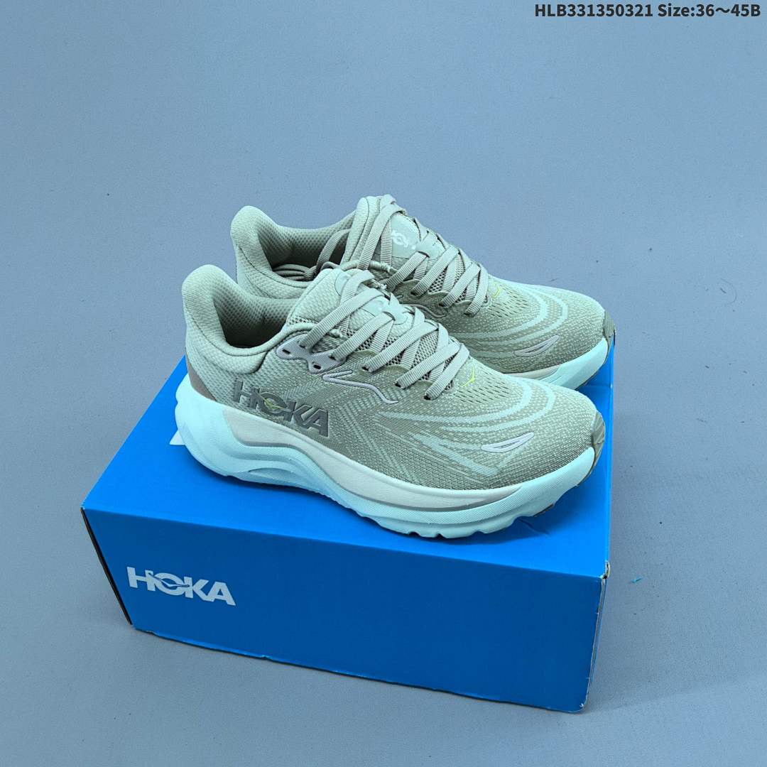 HOKA ONE ONE M ARAHI 8 4