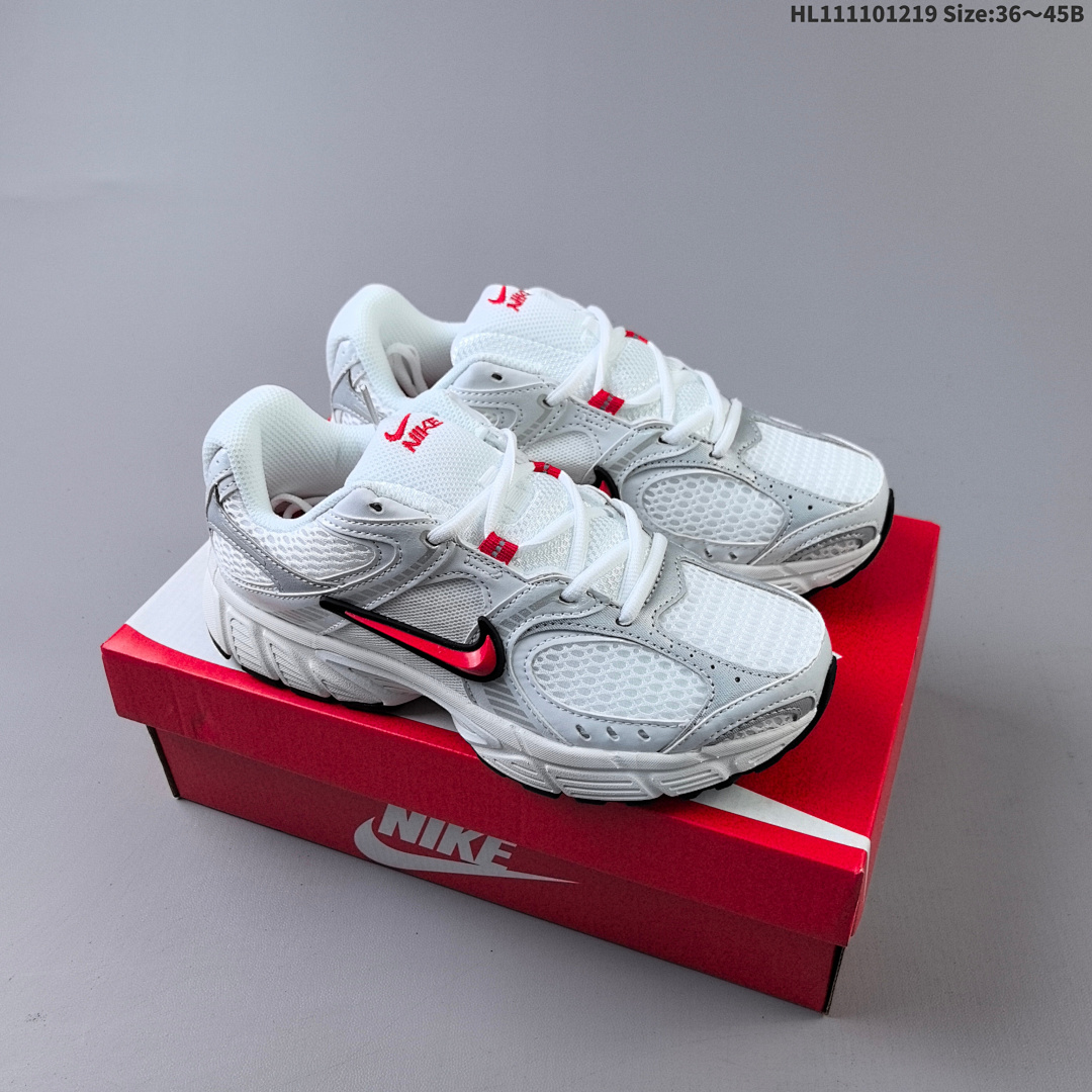 Nike V5 RNR -105 4