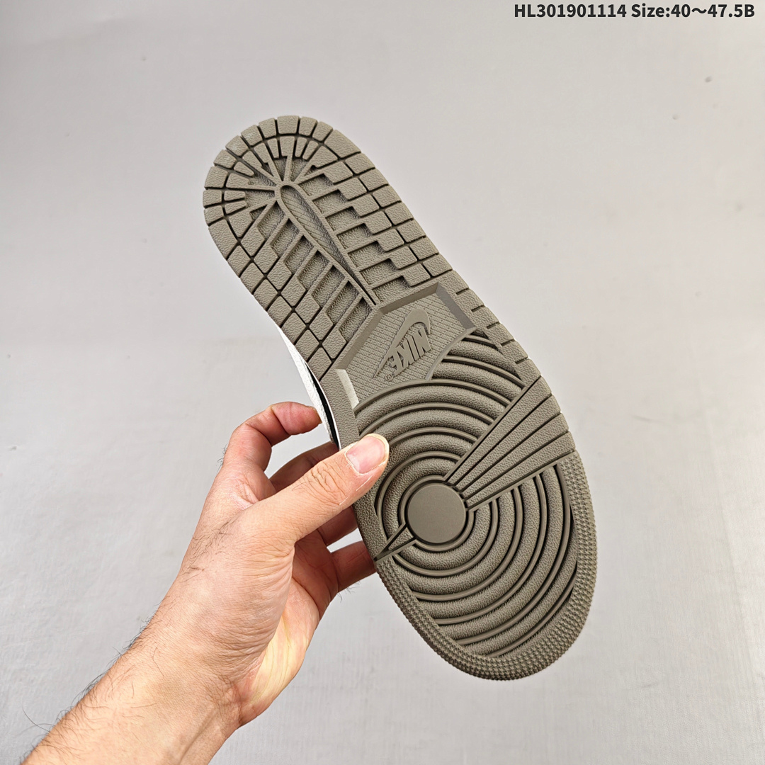 Nike Air Jordan 1 x Travis Scott AJ1 - foto 5