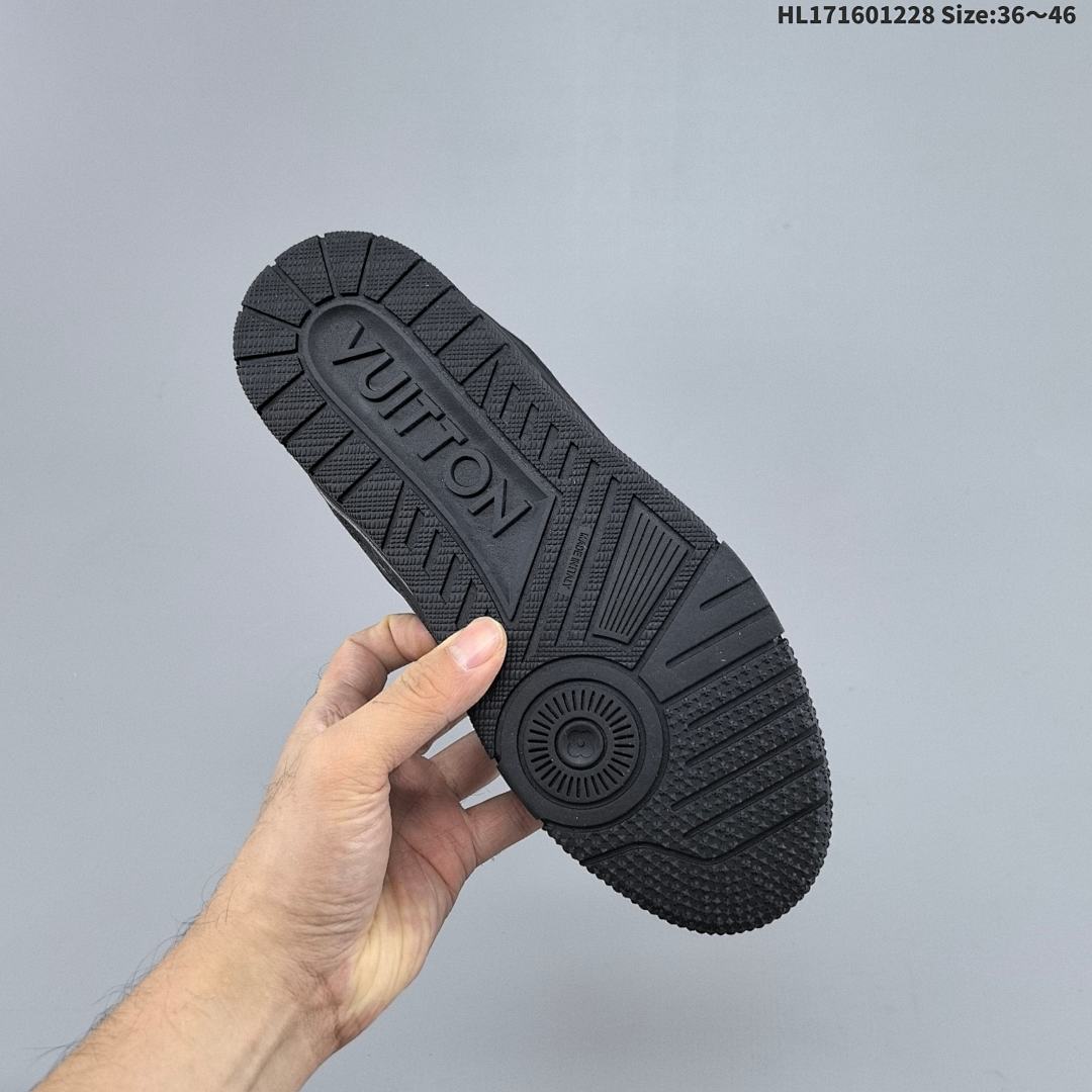LV ARCH LIGHT SNEAKER 3D - foto 4