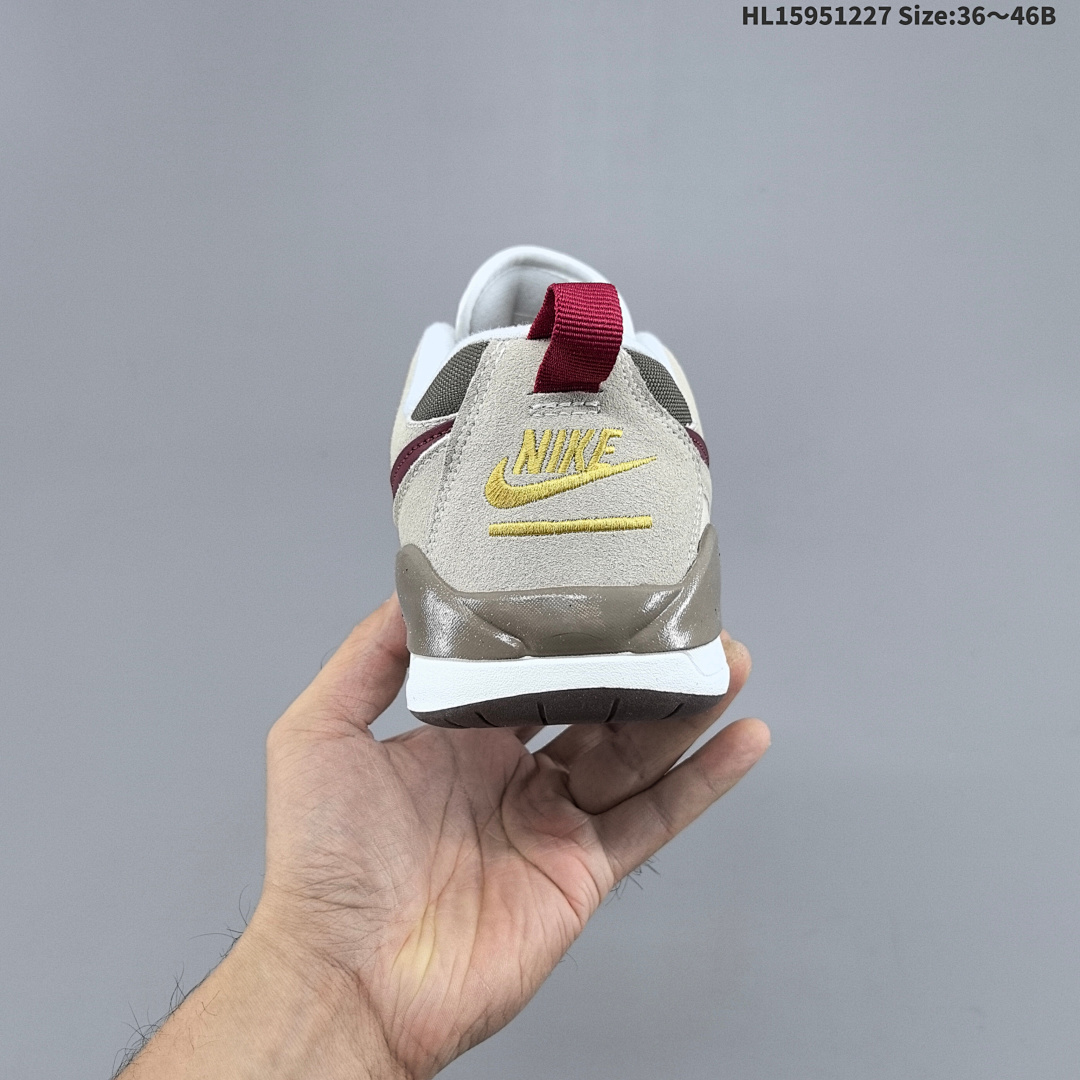 Nike Air Jordan CMFT Era 261 - foto 5
