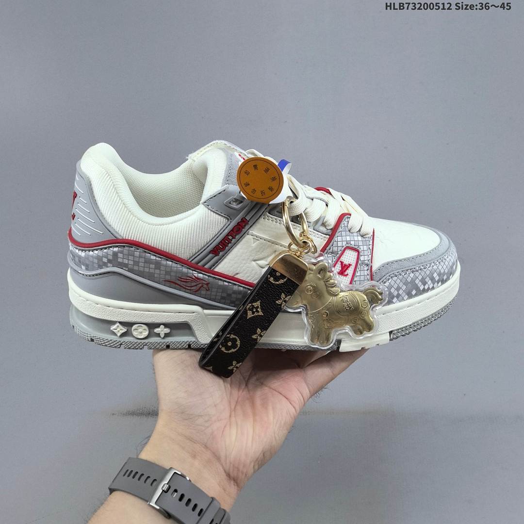 Louis Vuitton LV 3D - foto 3
